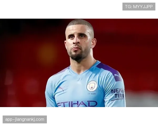 凯尔·沃克入选英超最佳阵容跻身顶级边后卫